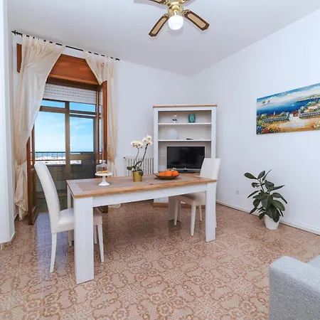 Casa Cesare Braico Centro 50m E Parcheggio Privato
