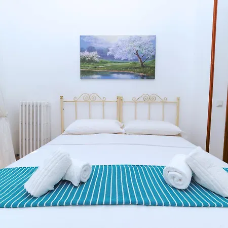 Casa Cesare Braico Centro 50m E Parcheggio Privato Carovigno